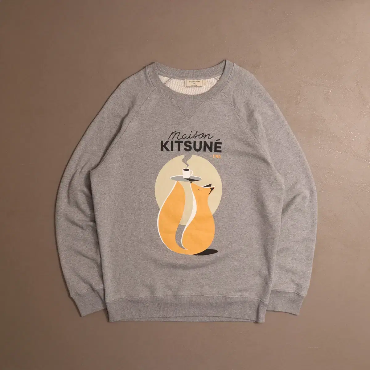 メゾンキツネカフェエディションロゴスウェットシャツA222